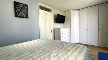 QUAINT 2 BED COTTAGE + GARDEN & TERRACE, Winchester Street, St Helier, Image 16