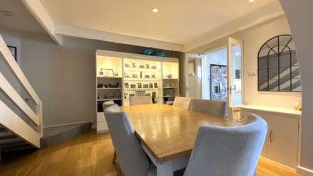 QUAINT 2 BED COTTAGE + GARDEN & TERRACE, Winchester Street, St Helier, Image 5