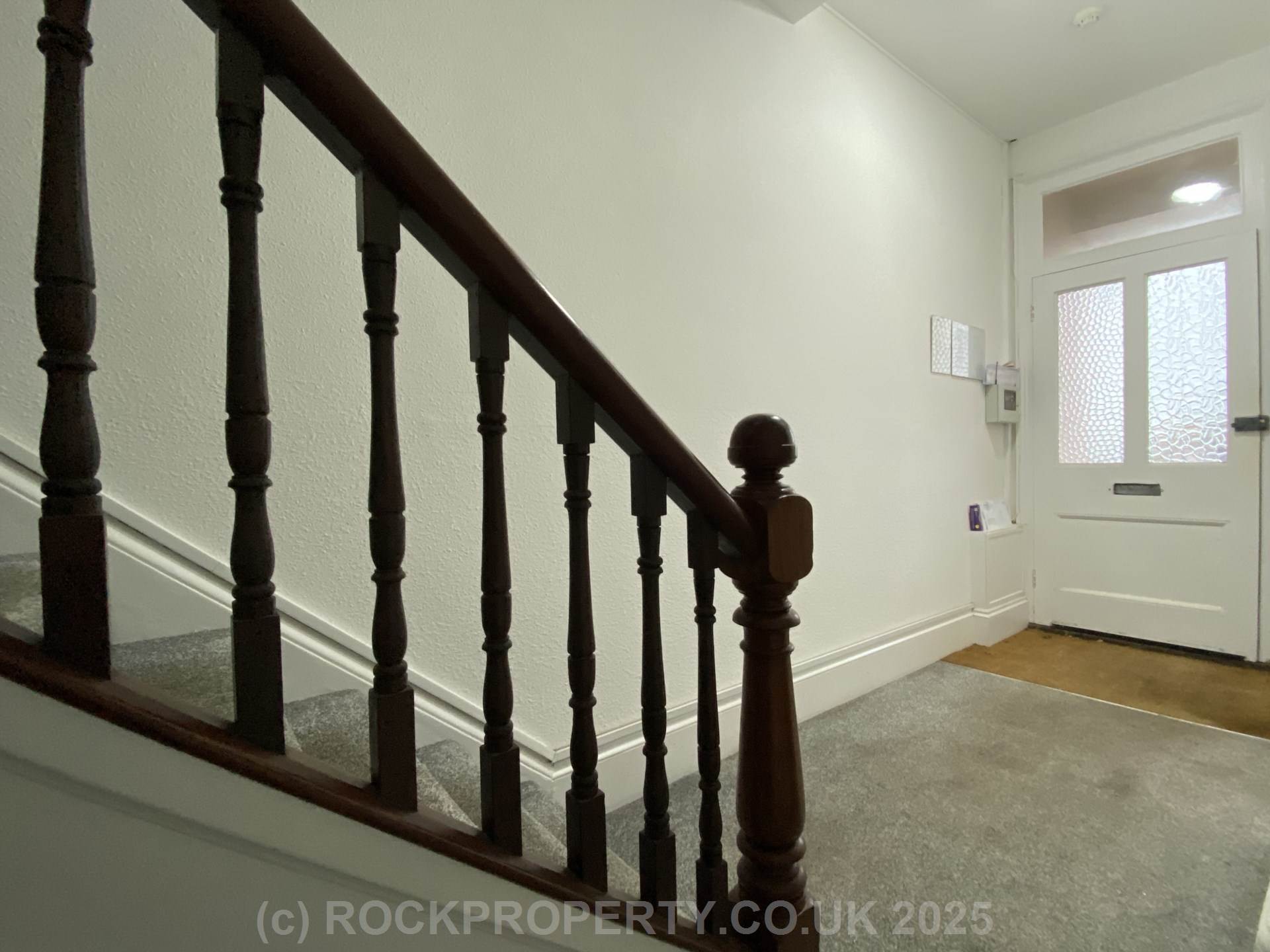 IMMACULATE 1 BED STUDIO FLAT, St Marks Road, St Helier, Image 2
