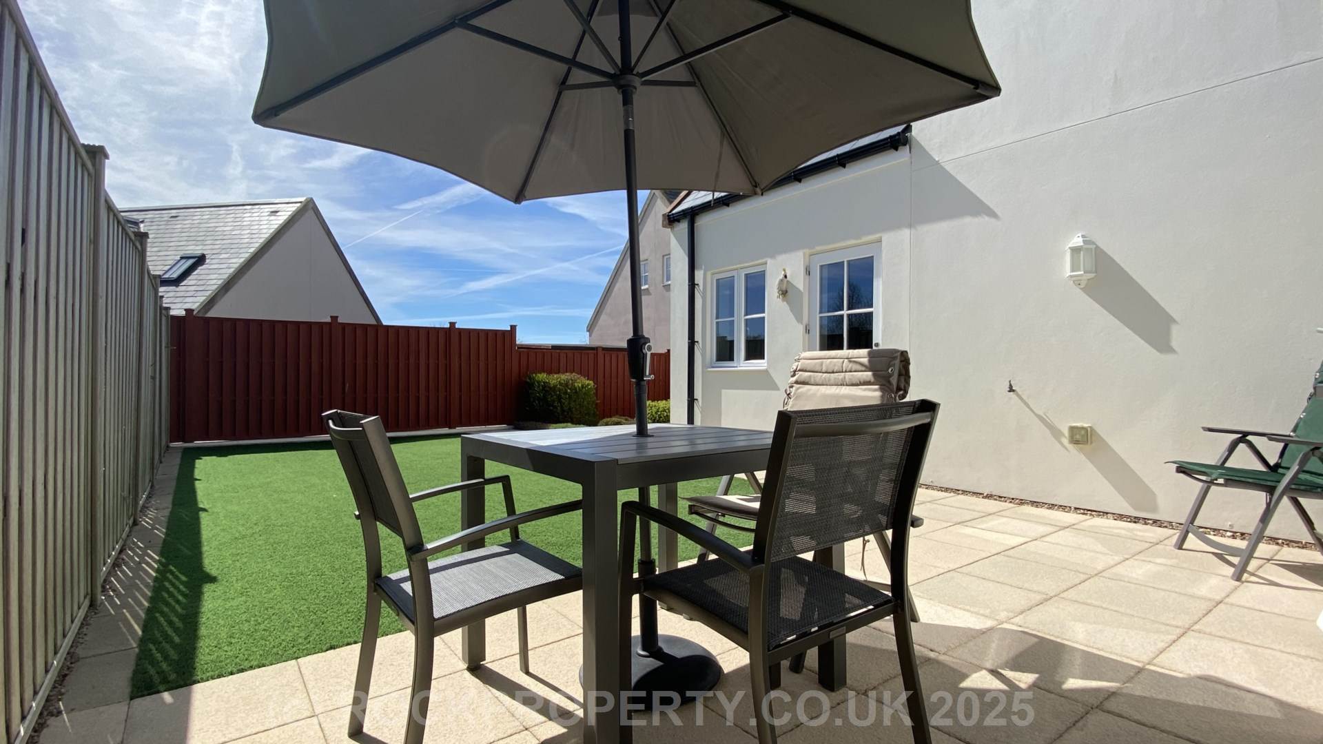 IMMACULATE DETACHED 2 BED 2 BATH HOME, Antoinette Gardens, St Saviour, Image 13