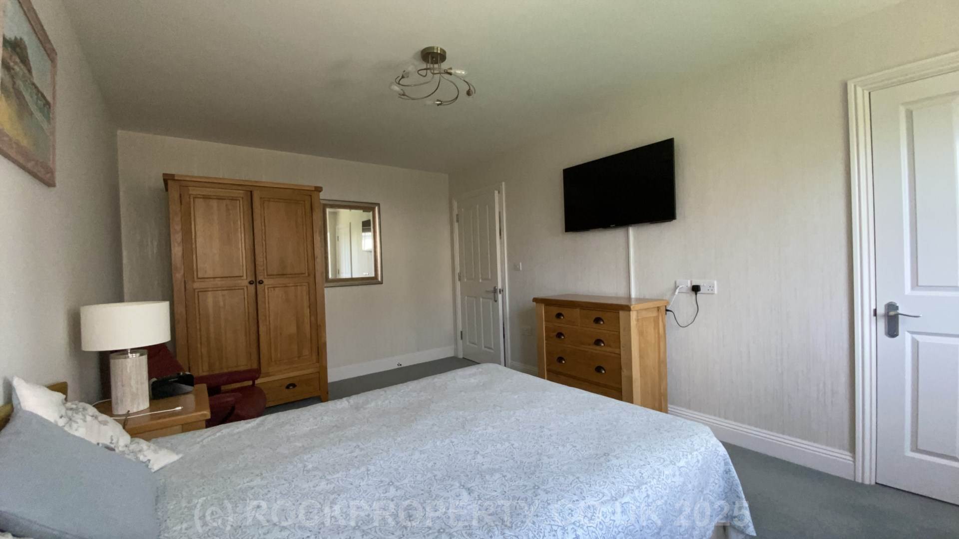 IMMACULATE DETACHED 2 BED 2 BATH HOME, Antoinette Gardens, St Saviour, Image 19