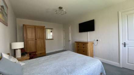 IMMACULATE DETACHED 2 BED 2 BATH HOME, Antoinette Gardens, St Saviour, Image 19