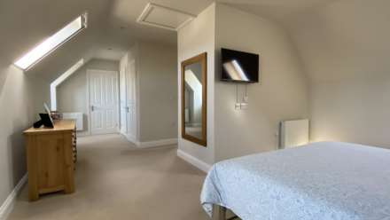 IMMACULATE DETACHED 2 BED 2 BATH HOME, Antoinette Gardens, St Saviour, Image 23