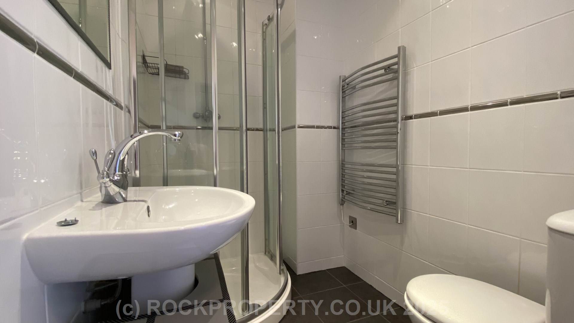 GREAT VALUE 1 BED WITH PARKING, Rouge Bouillon, St Helier, Image 6