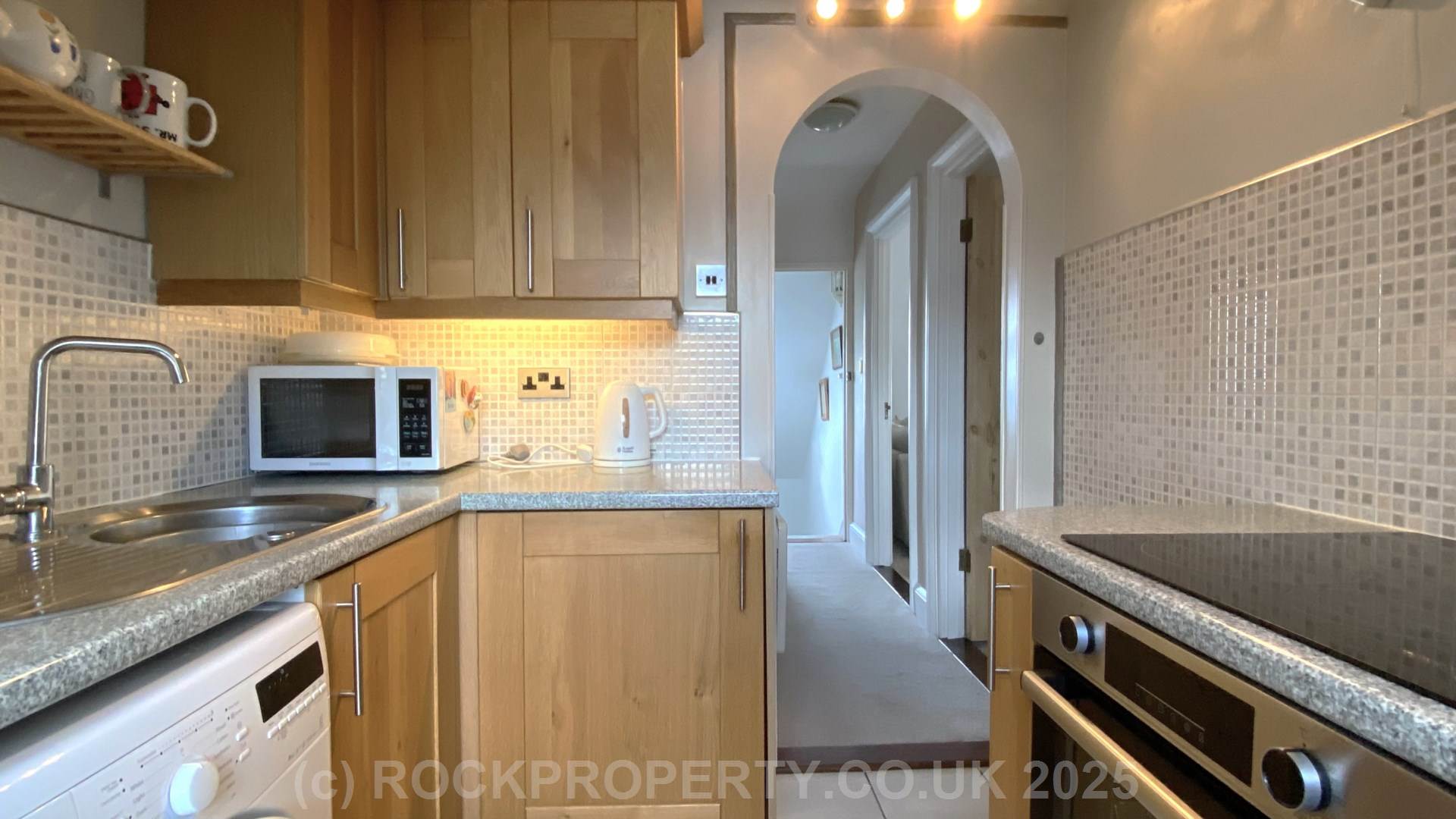 Sale Agreed by Rockproperty, Romney Villas, First Tower, Image 10