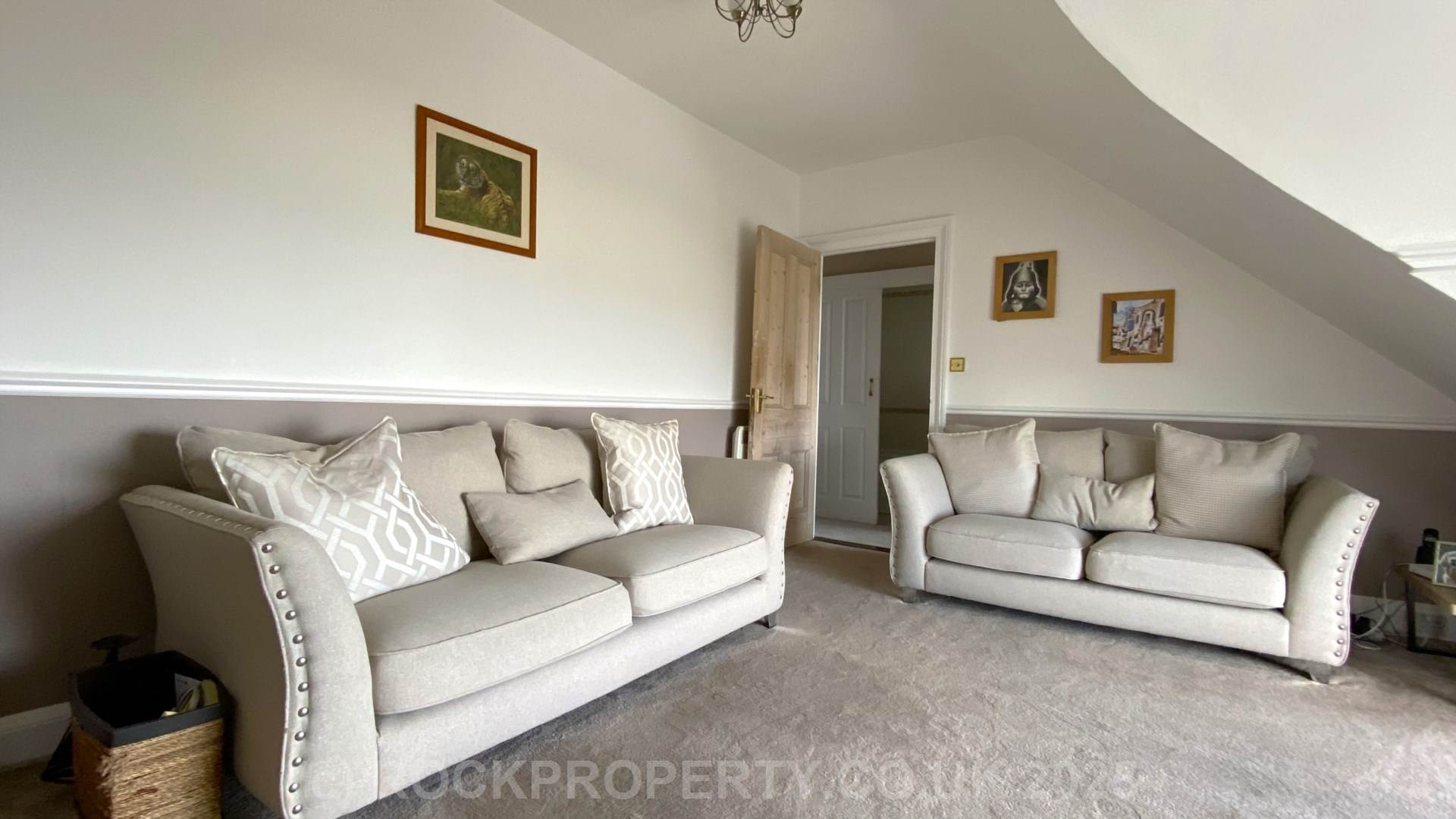 Sale Agreed by Rockproperty, Romney Villas, First Tower, Image 8