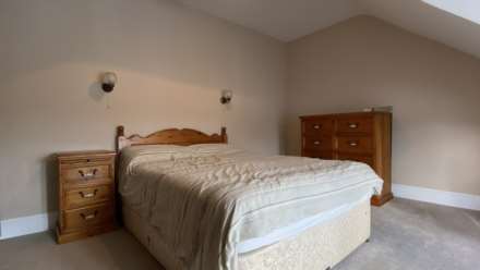 Sale Agreed by Rockproperty, Romney Villas, First Tower, Image 11