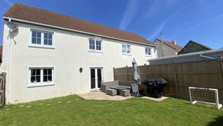 3 Bedroom House, OFFERS INVITED - 3 BED FAMILY HOME, Popular Sion Village, St John
