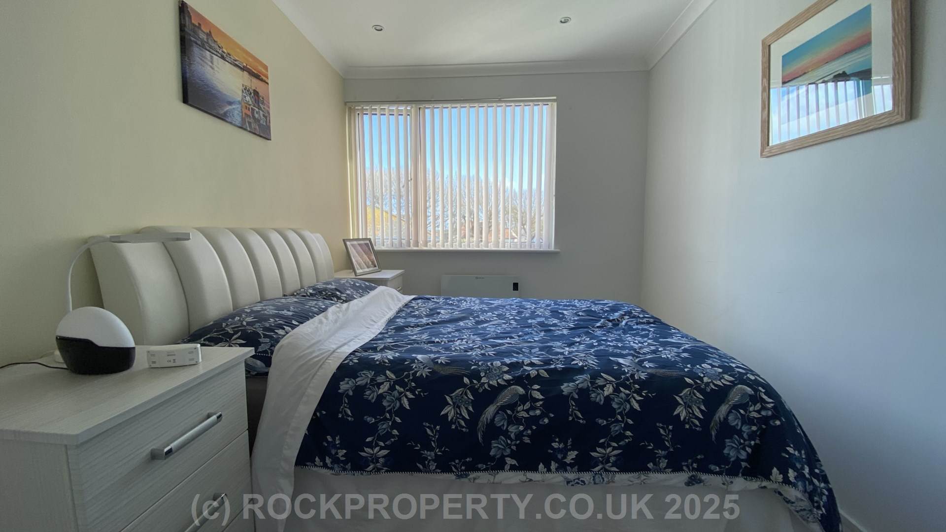 GREAT VALUE - DUPLEX WITH BEACH ACCESS, GARAGE & PARKING, Grouville, Image 12