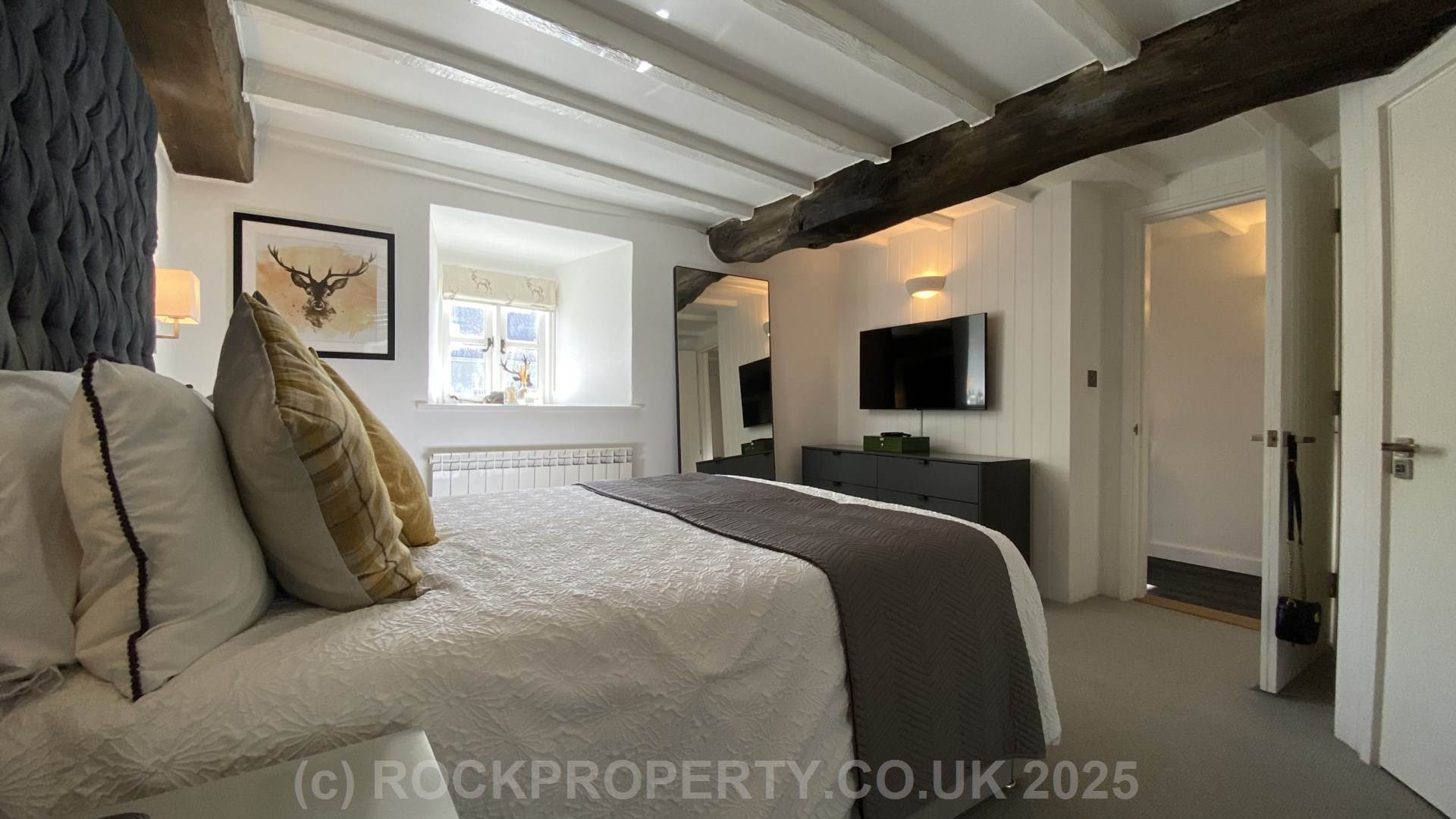 EXQUISITE 4 BED 2 BATH BARN CONVERSION, Le Vieux Beaumont, St Peter, Image 7