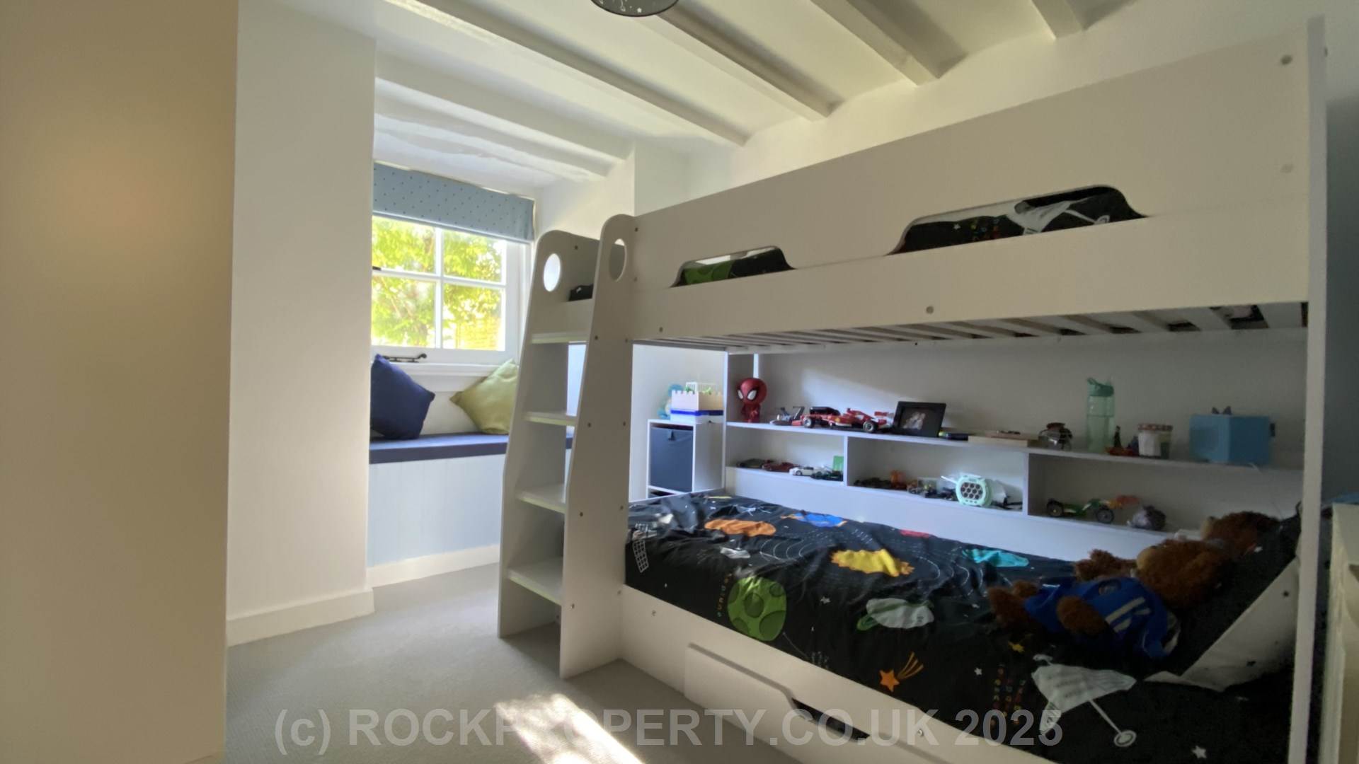 EXQUISITE 4 BED 2 BATH BARN CONVERSION, Le Vieux Beaumont, St Peter, Image 9
