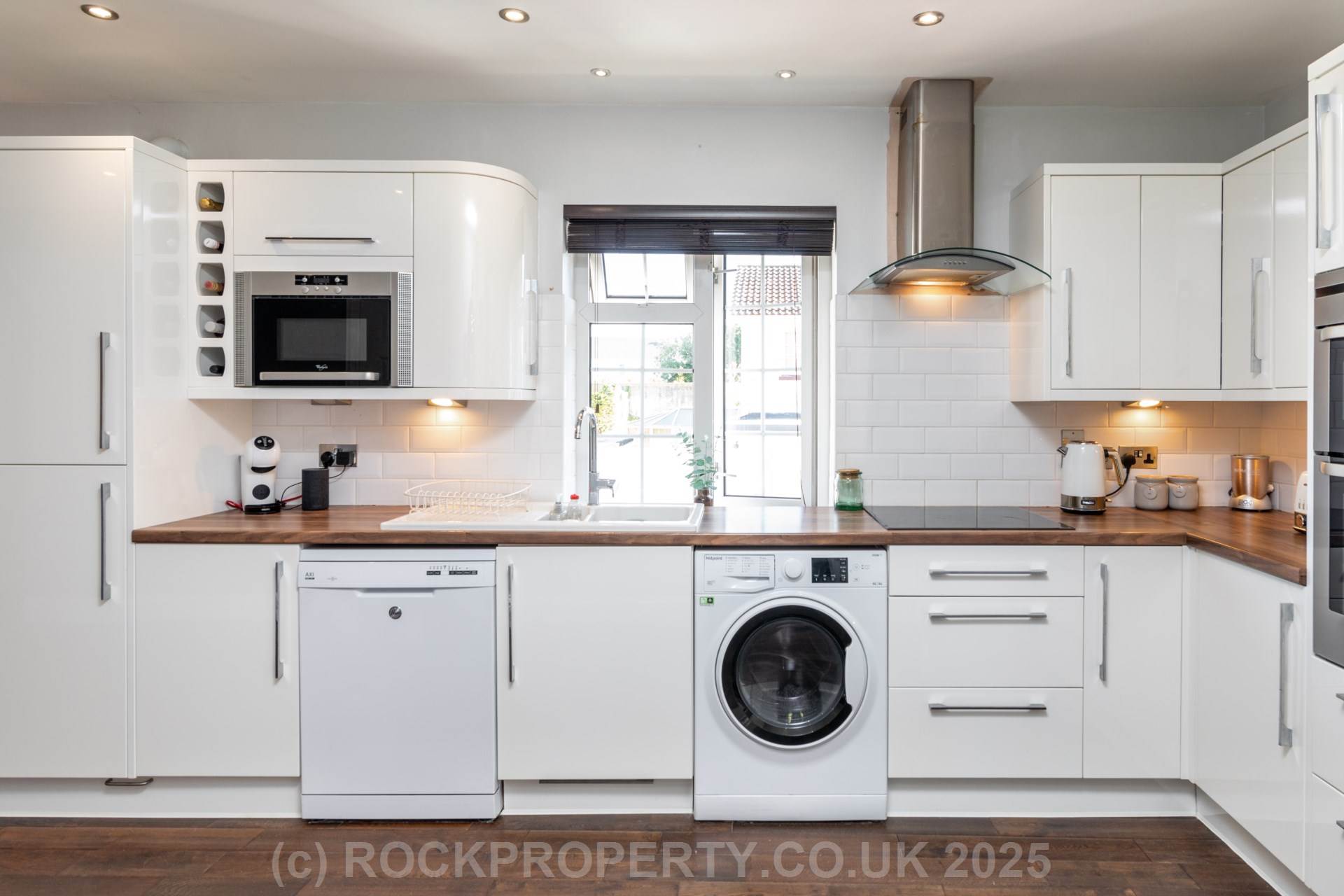 SPACIOUS 3 BED 2 BATH DUPLEX, Le Chemin Au Greves, Grouville, Image 1