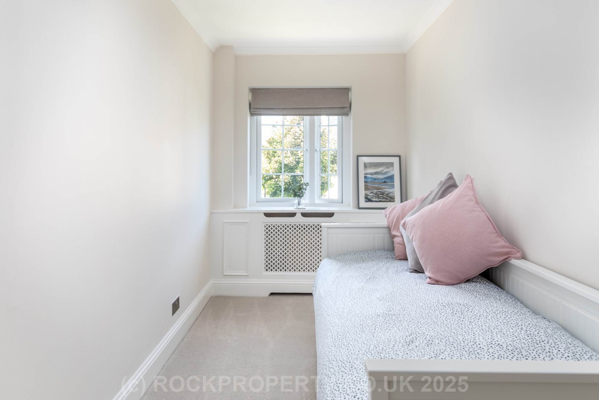 SPACIOUS 3 BED 2 BATH DUPLEX, Le Chemin Au Greves, Grouville, Image 8