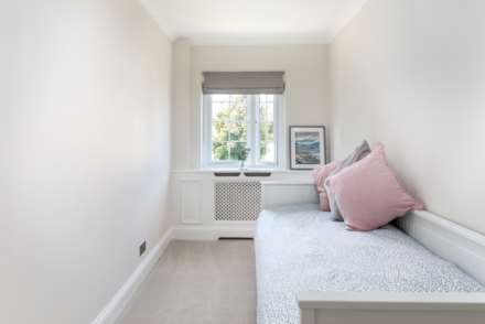 SPACIOUS 3 BED 2 BATH DUPLEX, Le Chemin Au Greves, Grouville, Image 8