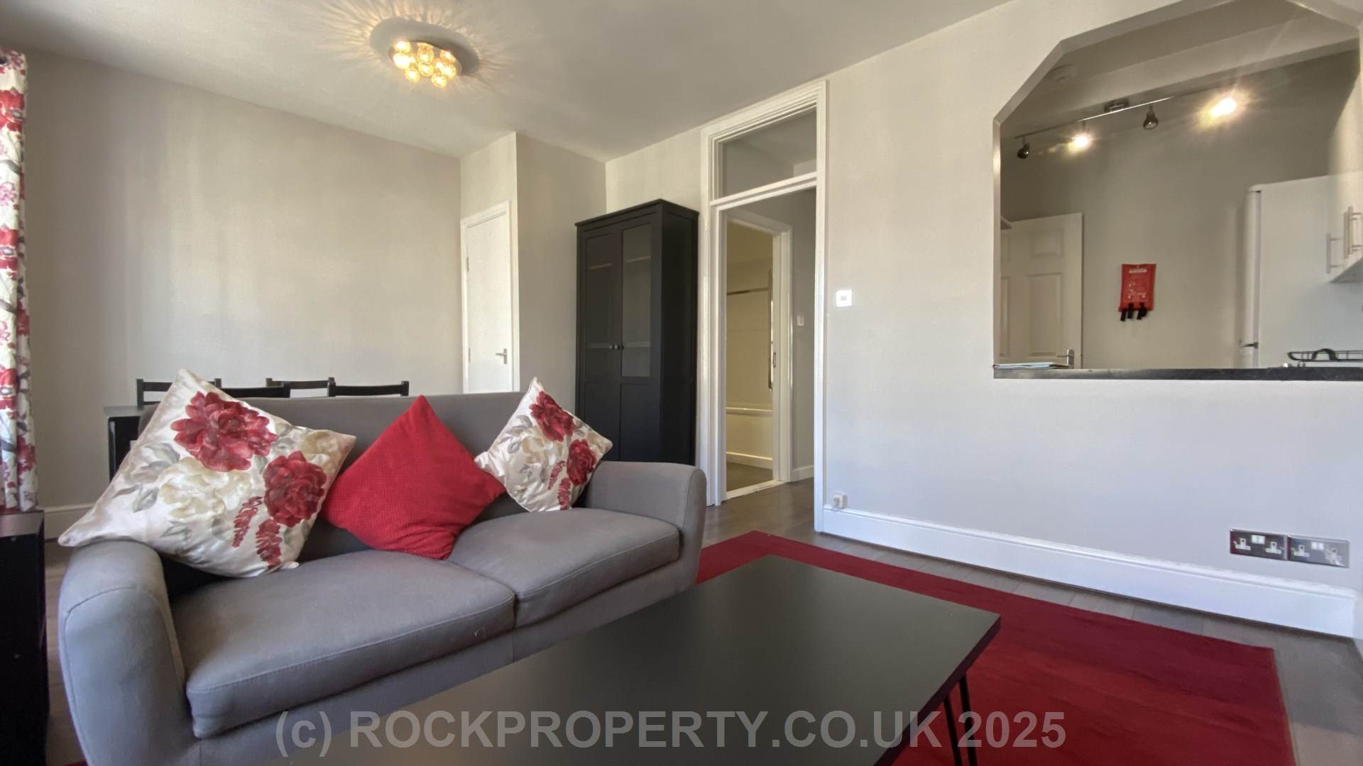 LIGHT & BRIGHT 1 BED FLAT, David Place, St Helier, Image 4