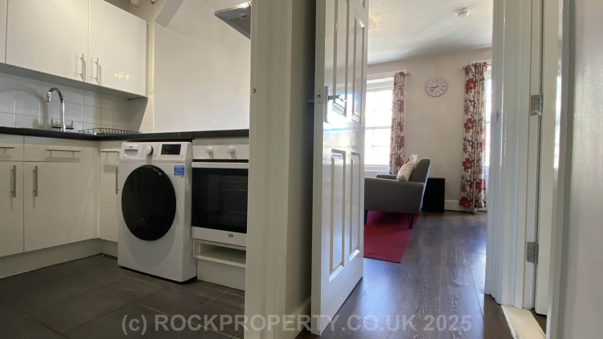 LIGHT & BRIGHT 1 BED FLAT, David Place, St Helier, Image 5