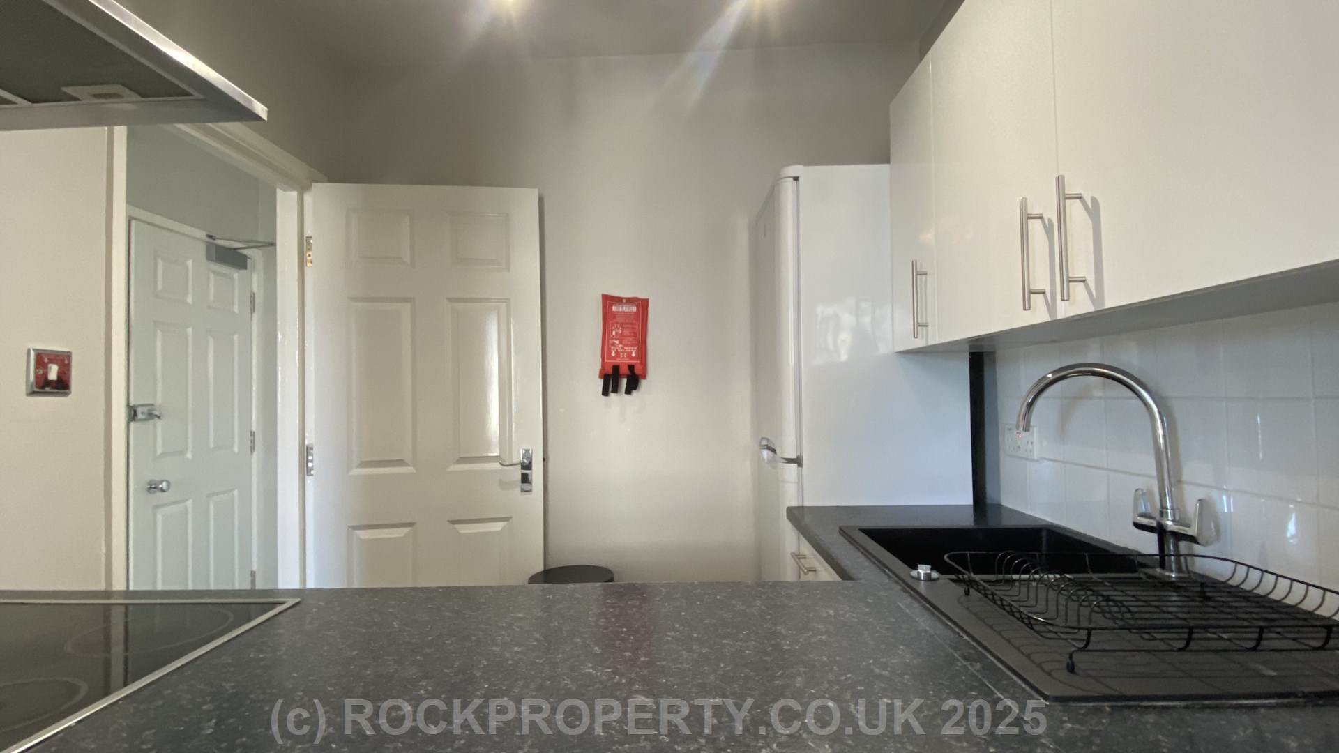 LIGHT & BRIGHT 1 BED FLAT, David Place, St Helier, Image 6