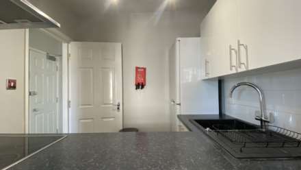 LIGHT & BRIGHT 1 BED FLAT, David Place, St Helier, Image 6