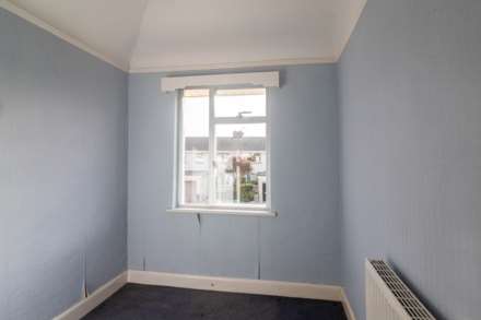 Large 3 Bed with Huge Potential, Blenheim Avenue, St Saviour, Image 18