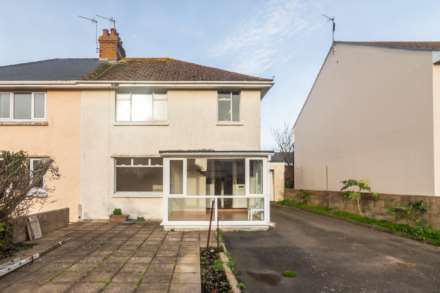 Large 3 Bed with Huge Potential, Blenheim Avenue, St Saviour, Image 23