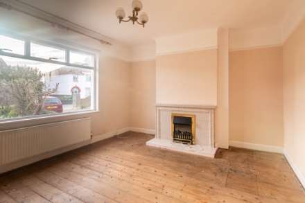 Large 3 Bed with Huge Potential, Blenheim Avenue, St Saviour, Image 9