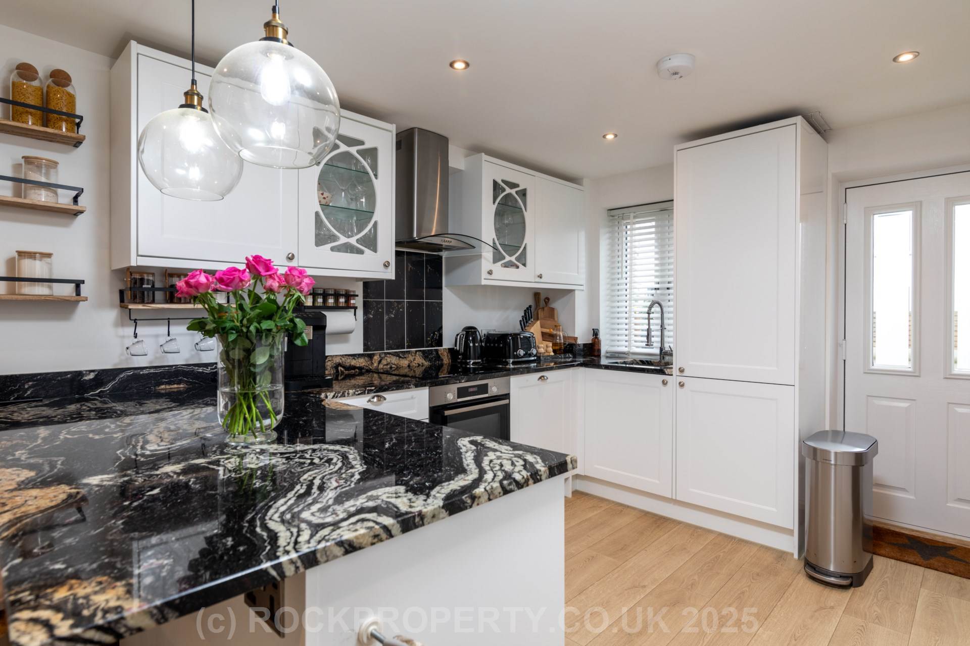 SALE AGREED BY ROCKPROPERTY, Clos De La Fontaine, Mont Fallu, St Peter, Image 4