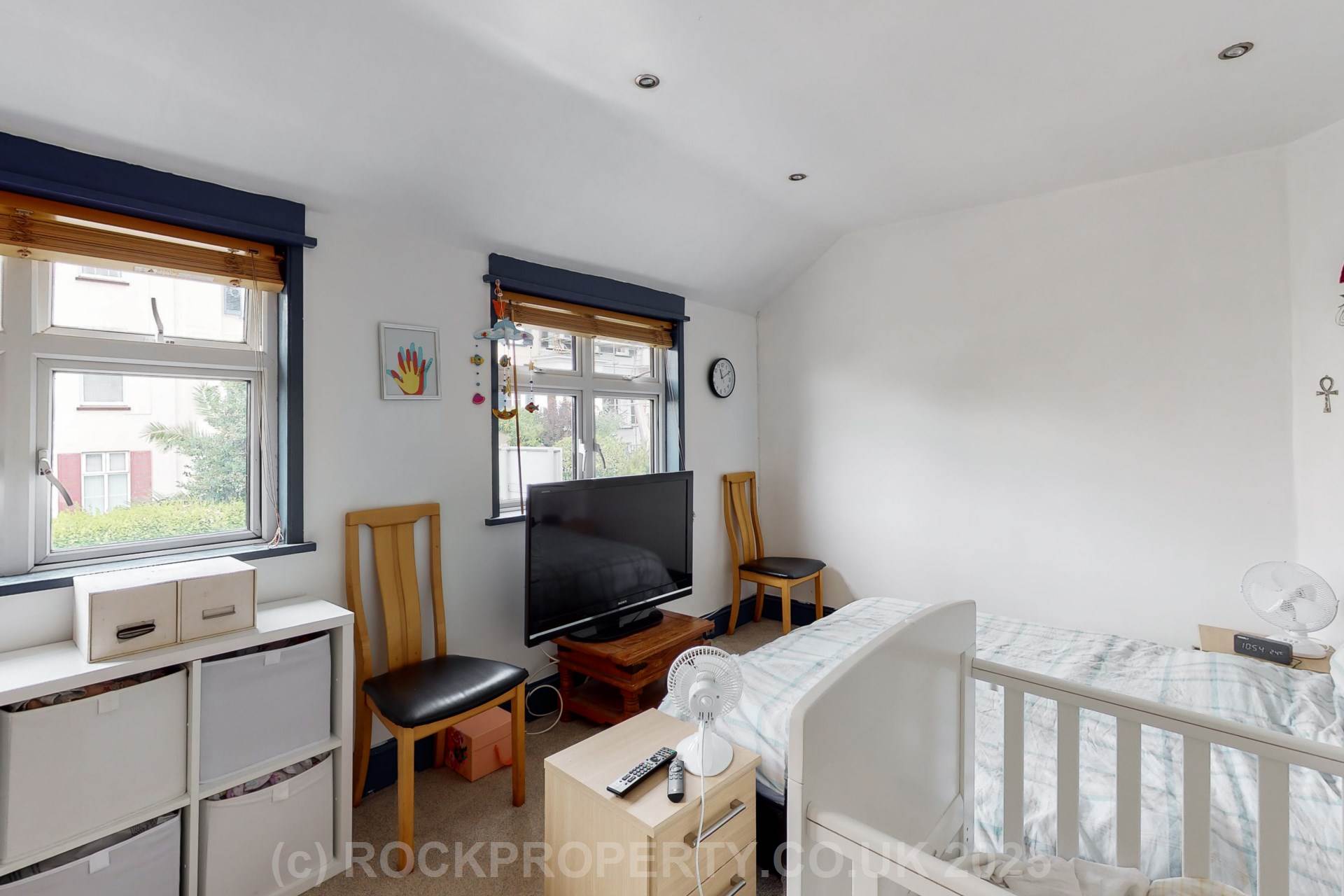 2/3 BED COTTAGE + Large Garden, Queens Road, St Helier, Image 7