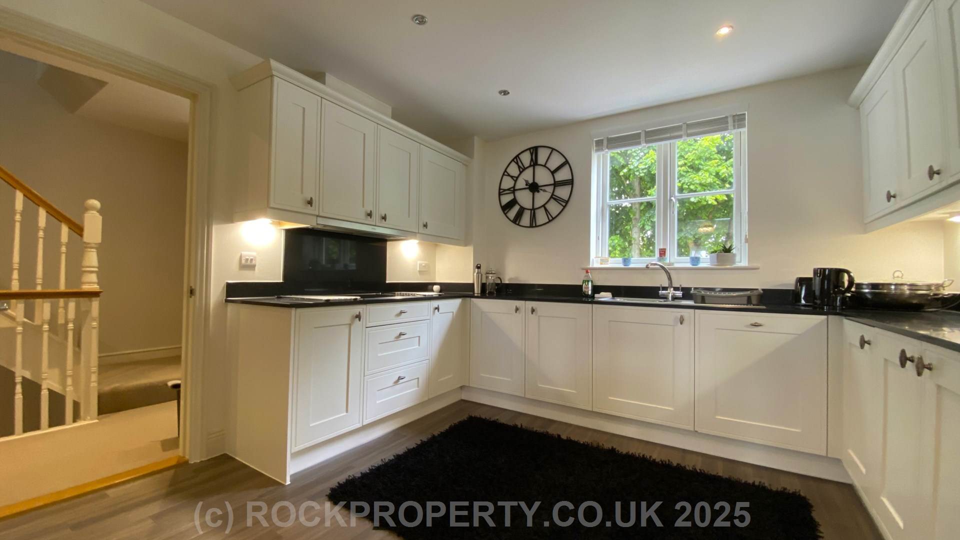 Large 3 Bed 3 Bath Family Home, Belvedere, St Saviour, Image 12