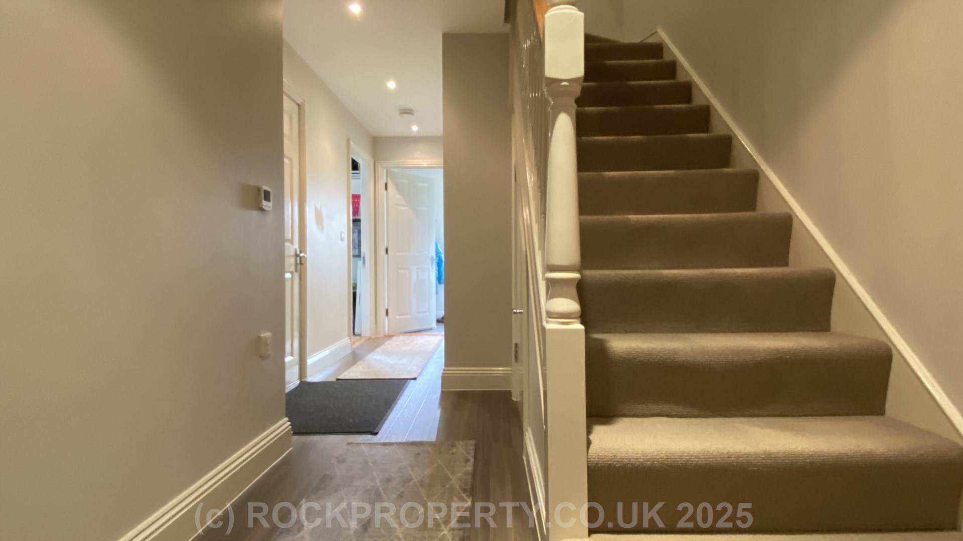 Large 3 Bed 3 Bath Family Home, Belvedere, St Saviour, Image 8