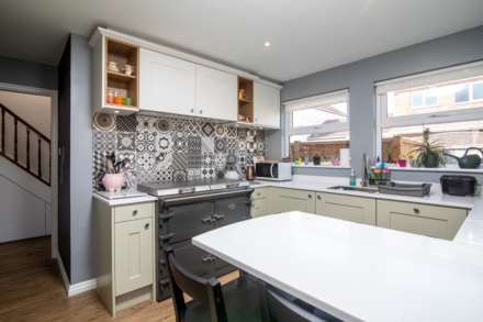 Garage-Linked 3 Bed Family Home, La Rue De Haut, St Lawrence, Image 11