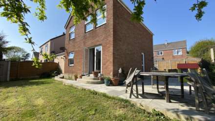 Garage-Linked 3 Bed Family Home, La Rue De Haut, St Lawrence, Image 27