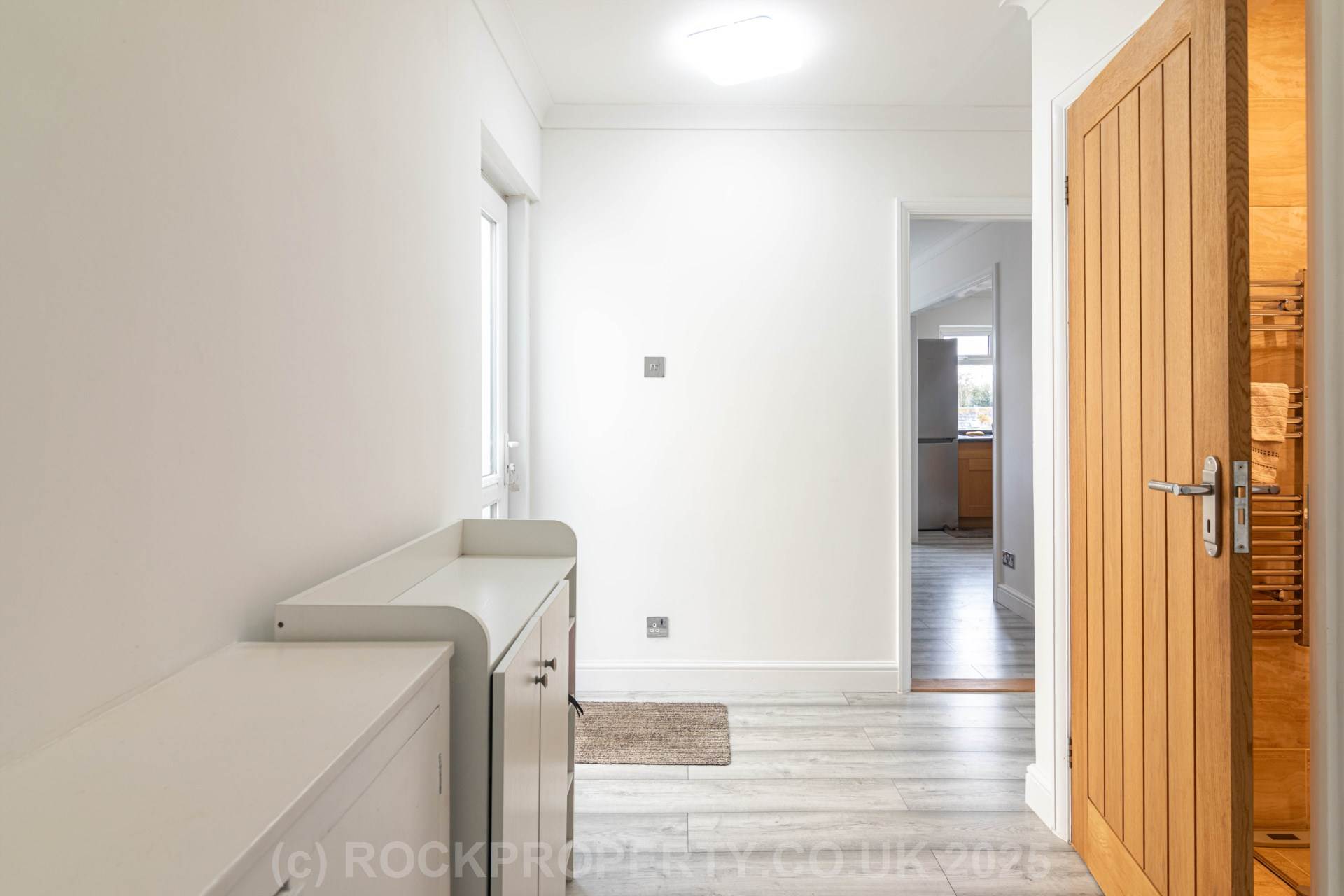Large 3 Bed Home with Garden, St Clement's Road, Image 15