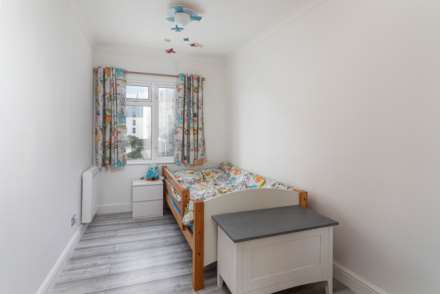 Large 3 Bed Home with Garden, St Clement's Road, Image 22