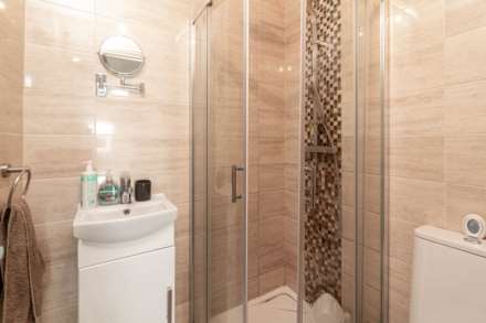 Large 3 Bed Home with Garden, St Clement's Road, Image 23