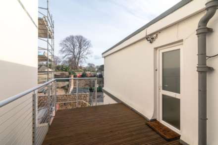 Large 3 Bed Home with Garden, St Clement's Road, Image 26