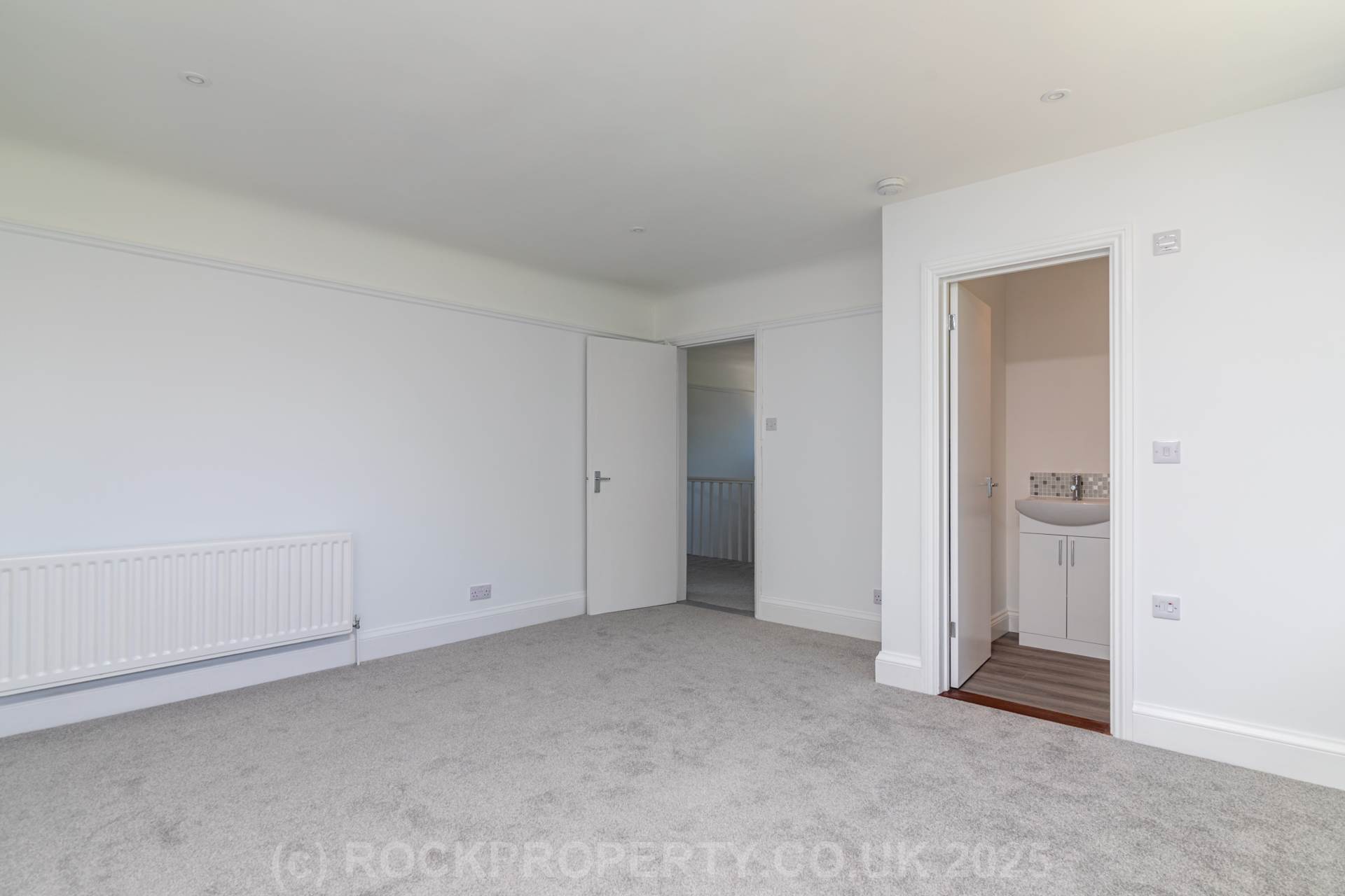 SUBSTANTIAL 4 BED 2 BATH HOUSE, West Hill, St Helier, Image 25