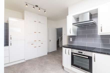 SUBSTANTIAL 4 BED 2 BATH HOUSE, West Hill, St Helier, Image 11