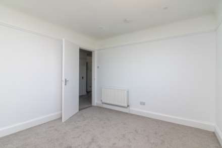 SUBSTANTIAL 4 BED 2 BATH HOUSE, West Hill, St Helier, Image 22