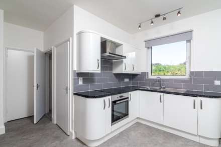 SUBSTANTIAL 4 BED 2 BATH HOUSE, West Hill, St Helier, Image 9