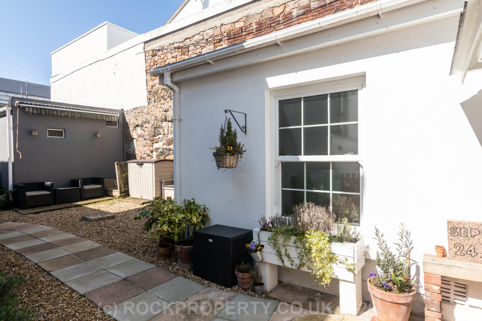 SALE AGREED BY ROCKPROPERTY, Oxford Road, St Helier, Image 4