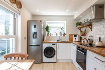 SALE AGREED BY ROCKPROPERTY, Oxford Road, St Helier, Image 10