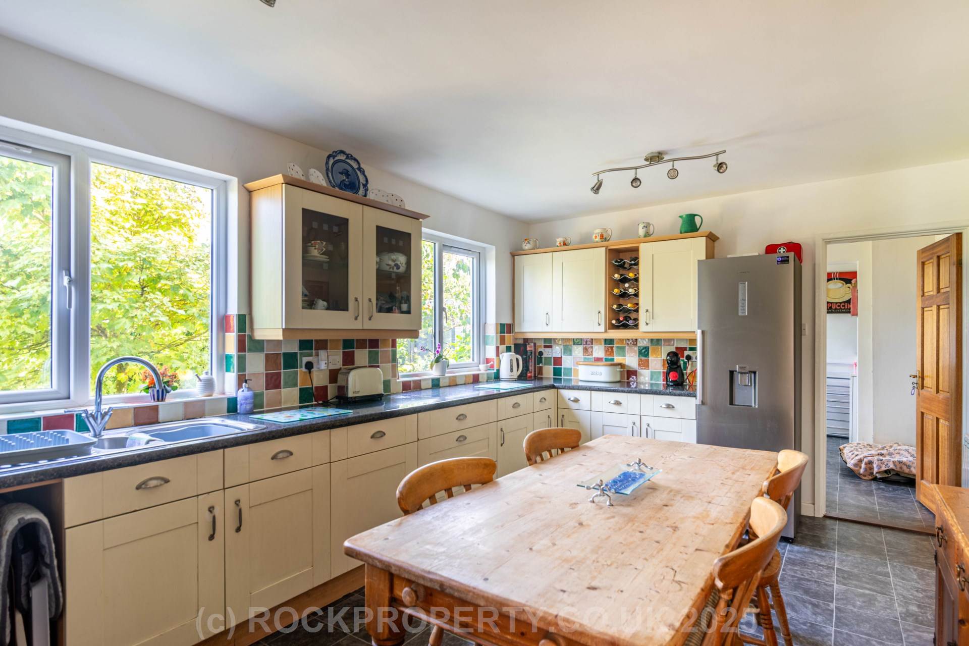 Substantial 5 Bed 3 Bath Executive Home, La Route De Vinchelez, Rural St Ouen, Image 22