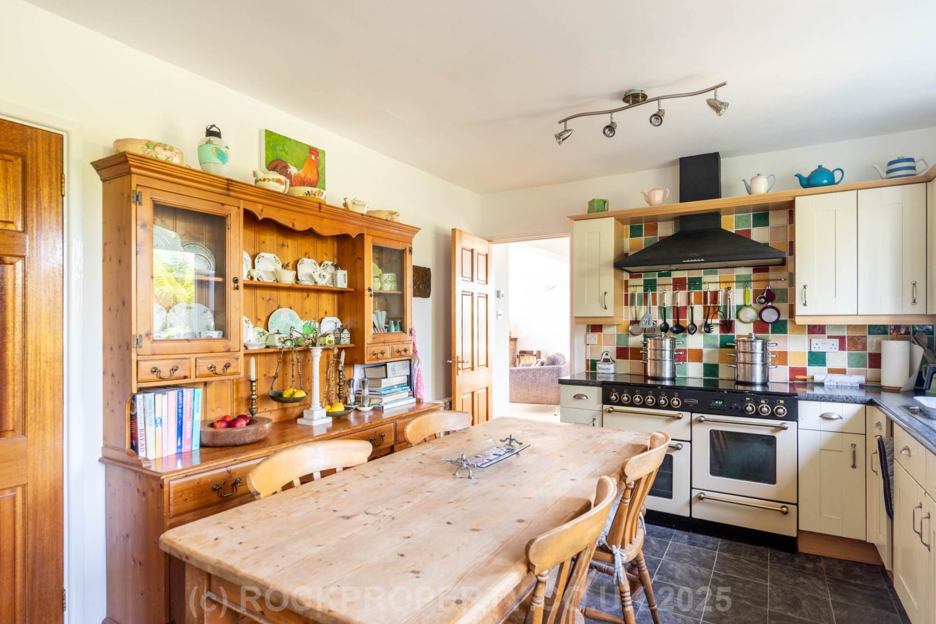 Substantial 5 Bed 3 Bath Executive Home, La Route De Vinchelez, Rural St Ouen, Image 23