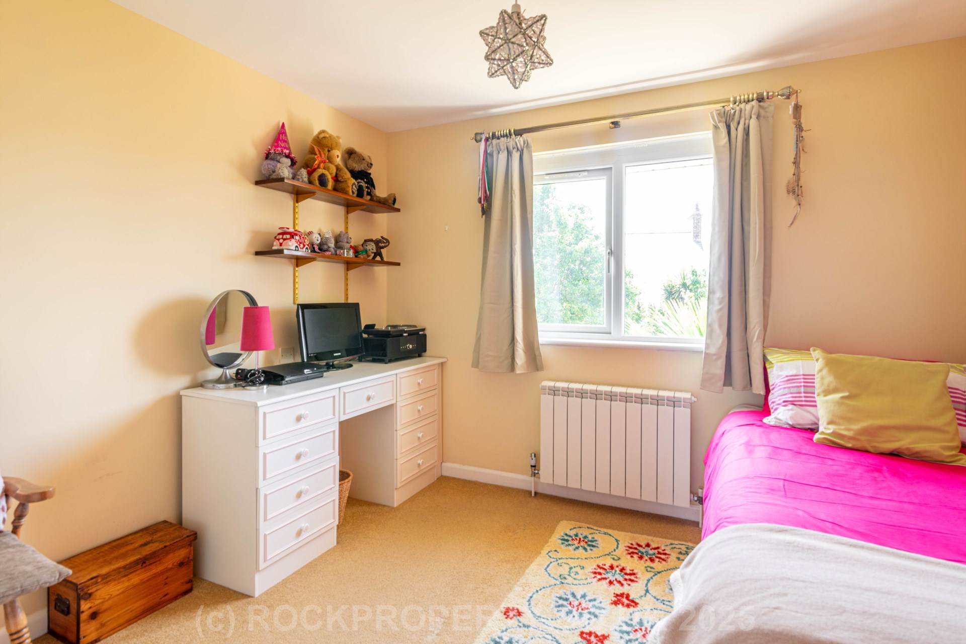 Substantial 5 Bed 3 Bath Executive Home, La Route De Vinchelez, Rural St Ouen, Image 29