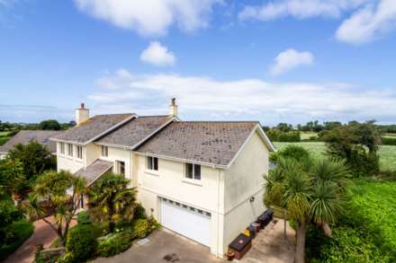 Substantial 5 Bed 3 Bath Executive Home, La Route De Vinchelez, Rural St Ouen, Image 35