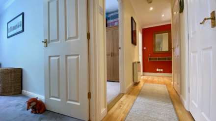 SPACIOUS 2 BED + BALCONY, Woodville Apartments, St Saviour's Road, Image 11