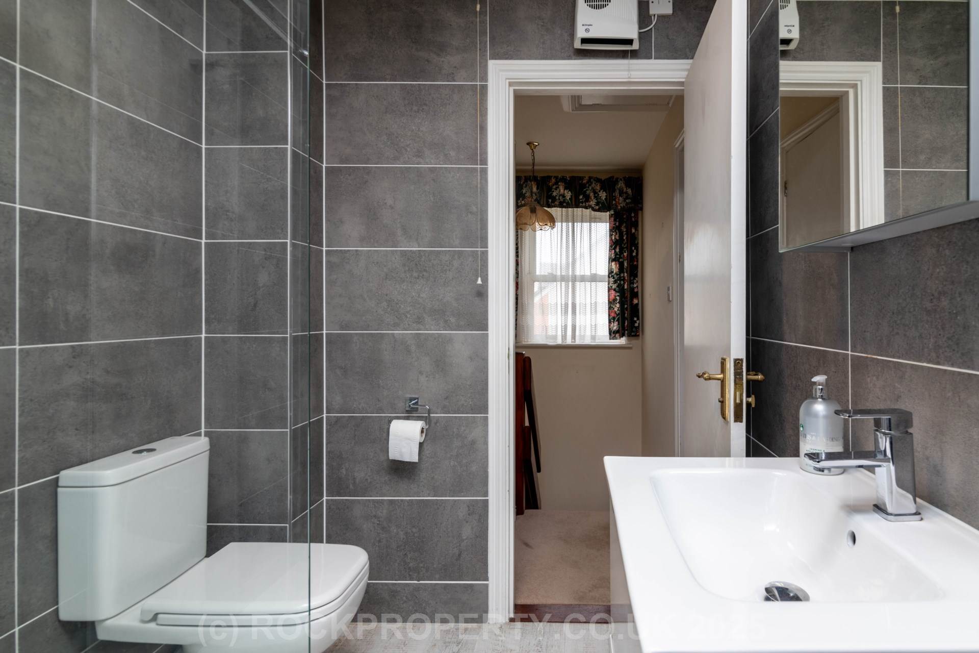 SALE AGREED BY ROCKPROPERTY, La Rue Du Trot, St Saviour, Image 16