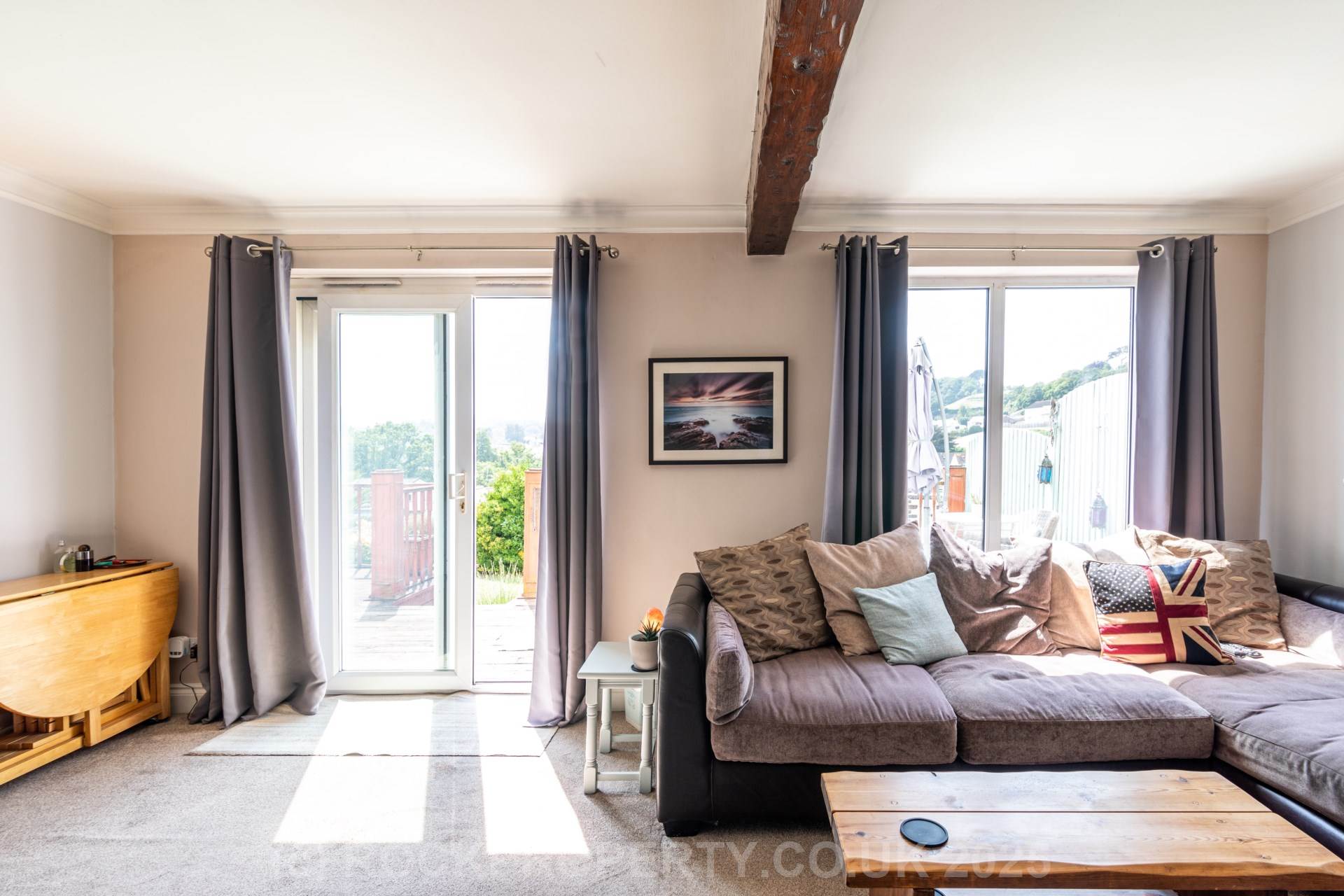 2 Bed with Fabulous Views, Garden & Parking, La Vallee De St. Pierre, St Lawrence, Image 10