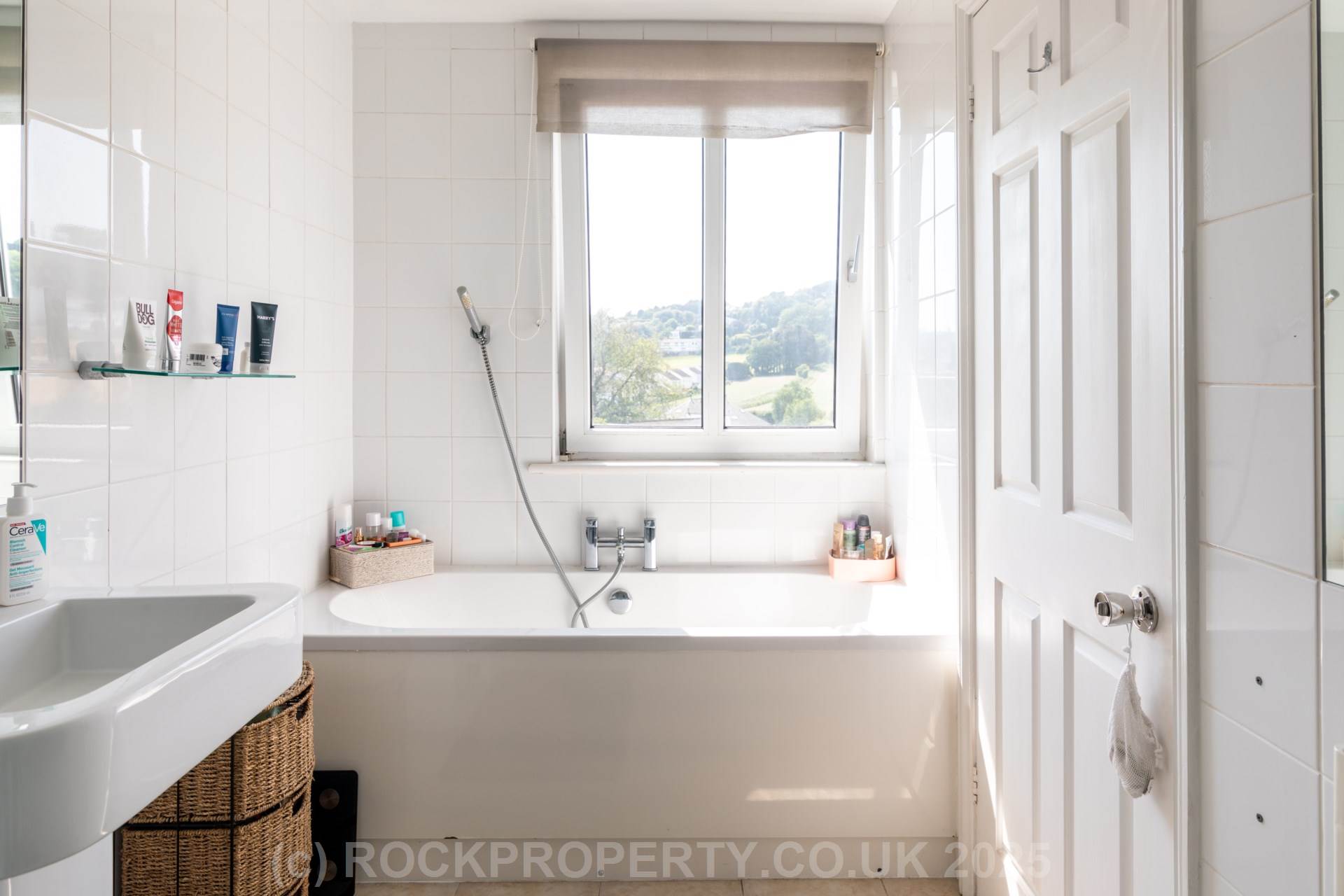 2 Bed with Fabulous Views, Garden & Parking, La Vallee De St. Pierre, St Lawrence, Image 15