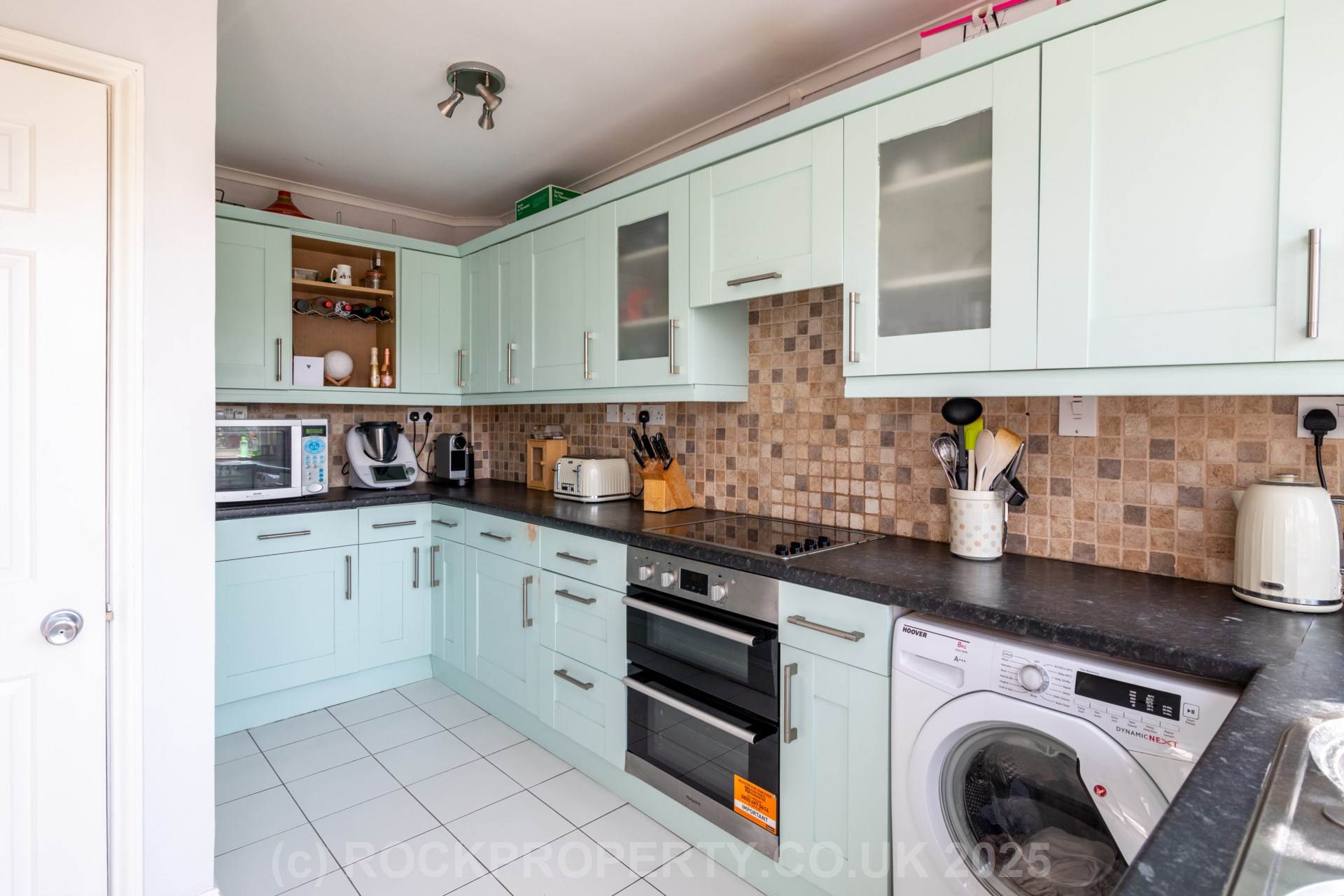 2 Bed with Fabulous Views, Garden & Parking, La Vallee De St. Pierre, St Lawrence, Image 4